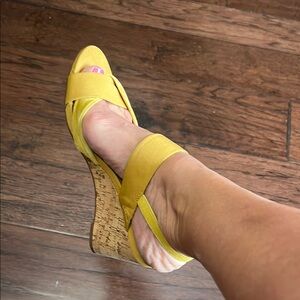 Isaac Mizrahi Live! Yellow Wedge Sandals – Size 8M